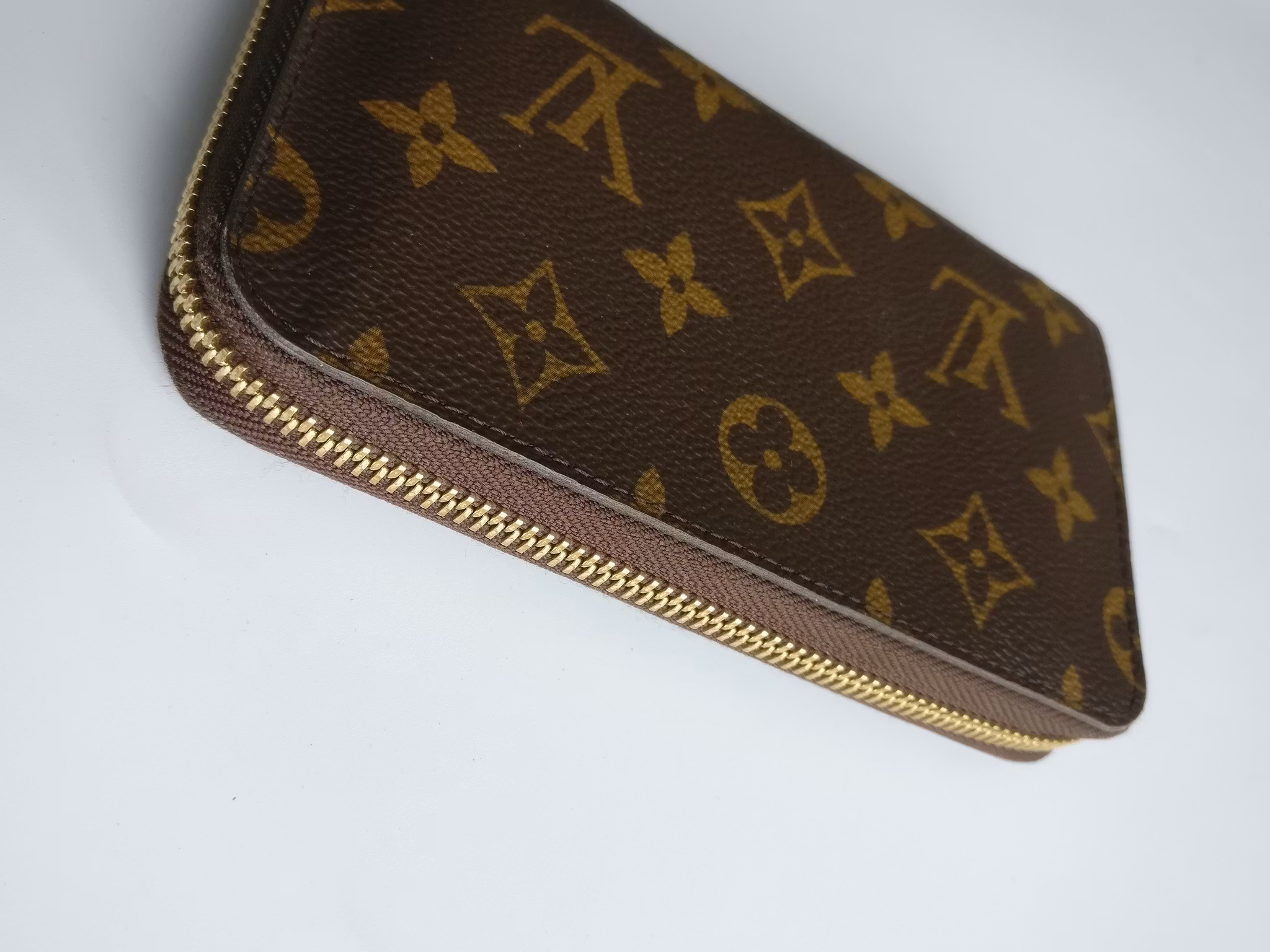 Louis Vuitton Compact Zippy Wallet