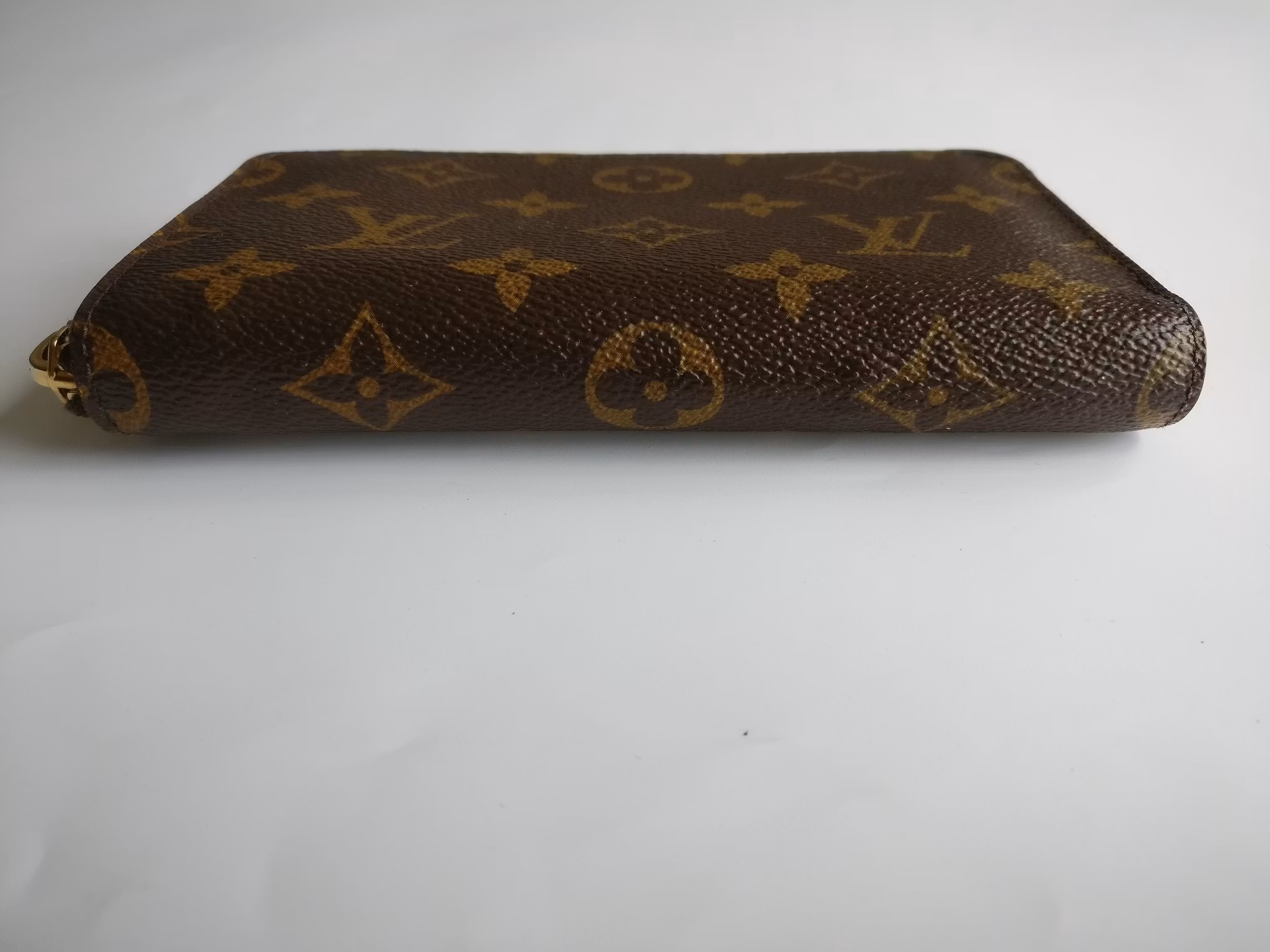 Louis Vuitton Compact Zippy Wallet