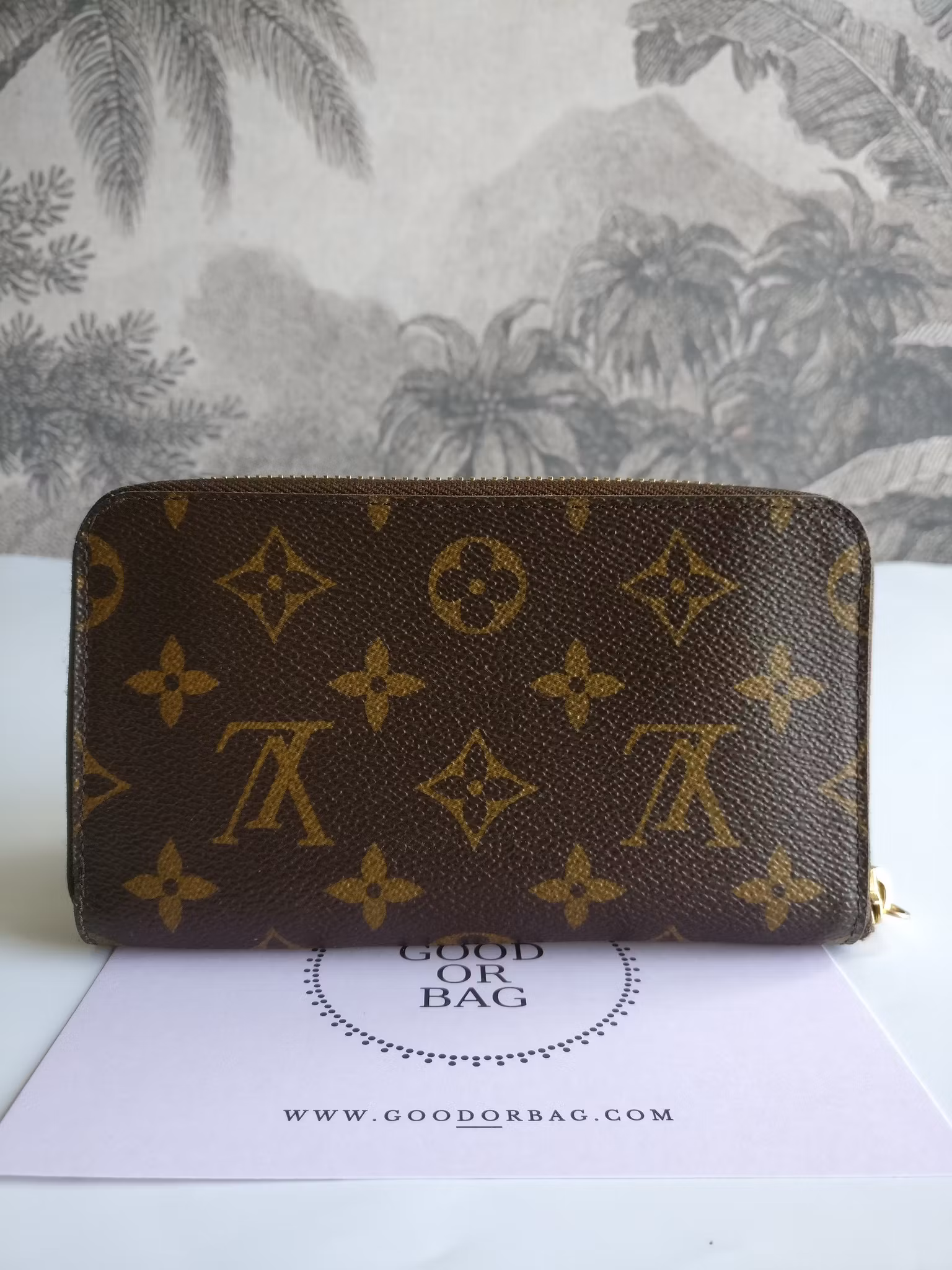 Louis Vuitton Compact Zippy Wallet