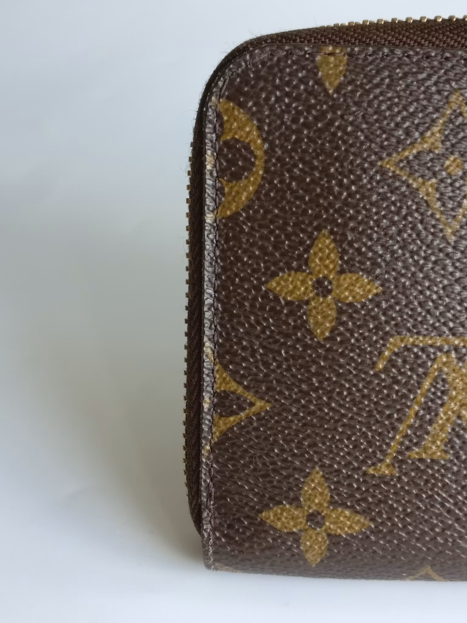 Louis Vuitton Compact Zippy Wallet