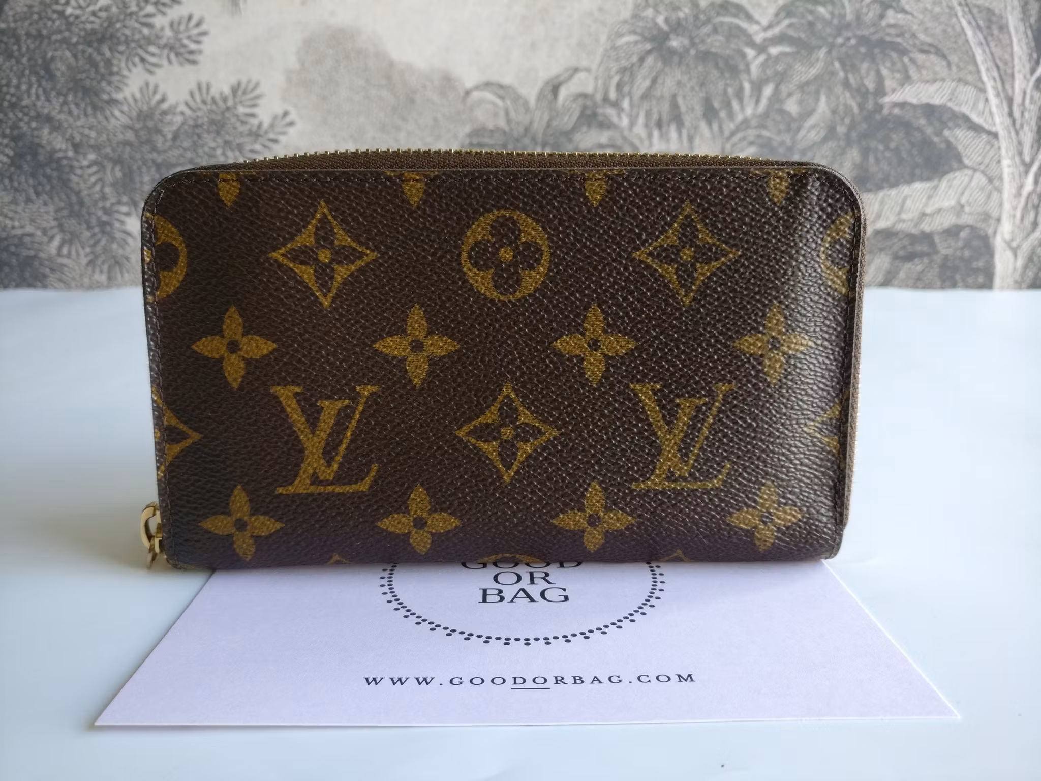 Louis Vuitton Compact Zippy Wallet