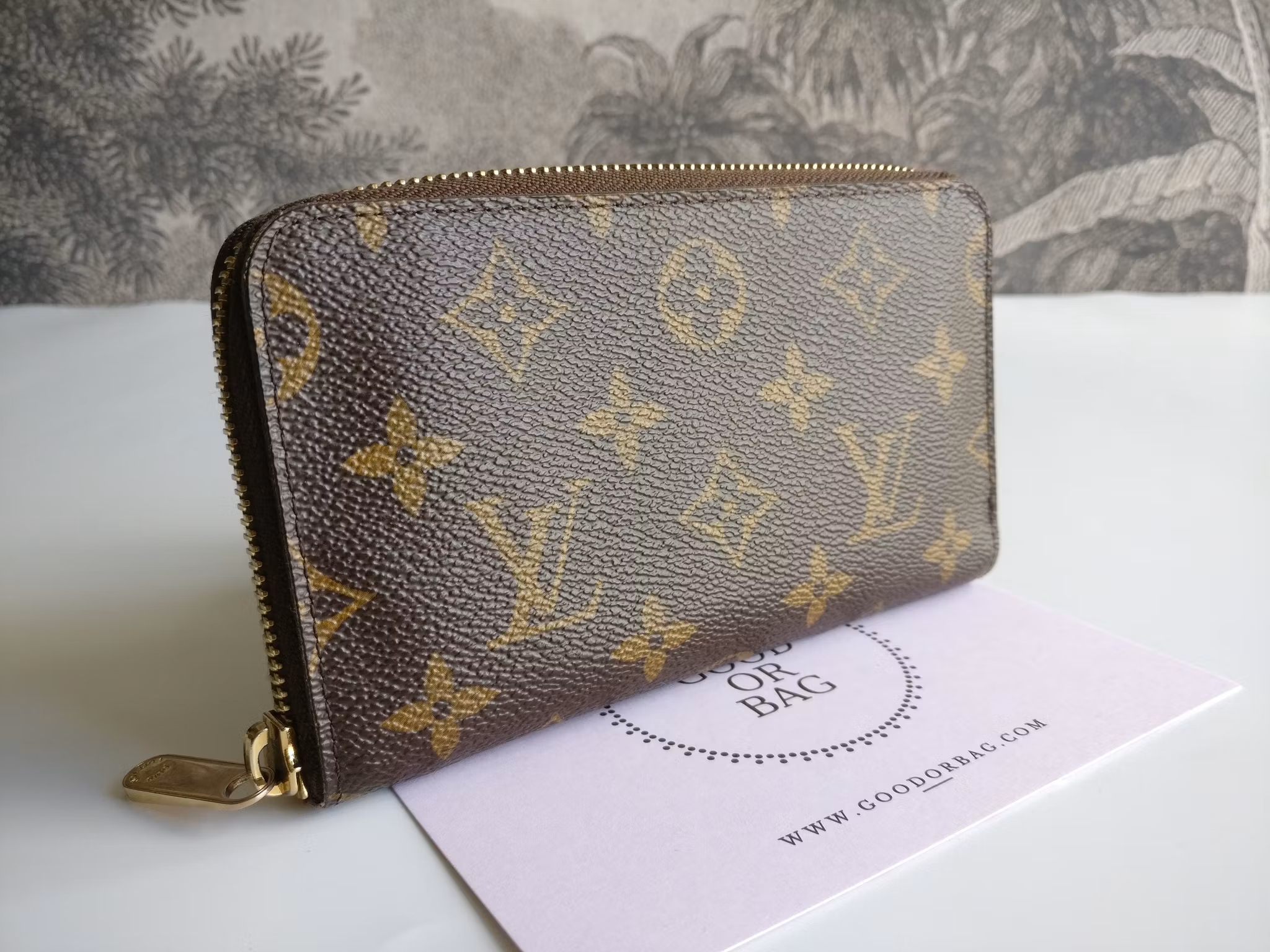 Louis Vuitton Compact Zippy Wallet