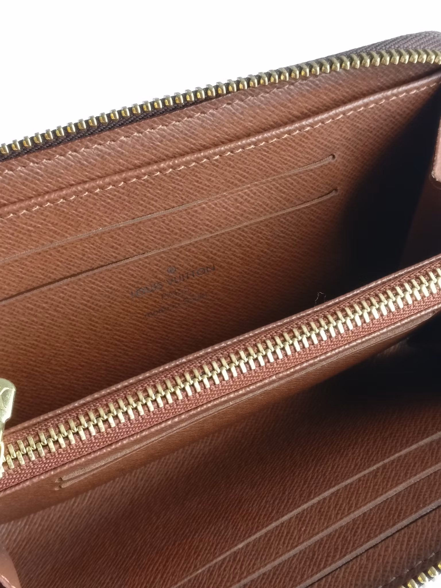 Louis Vuitton Compact Zippy Wallet