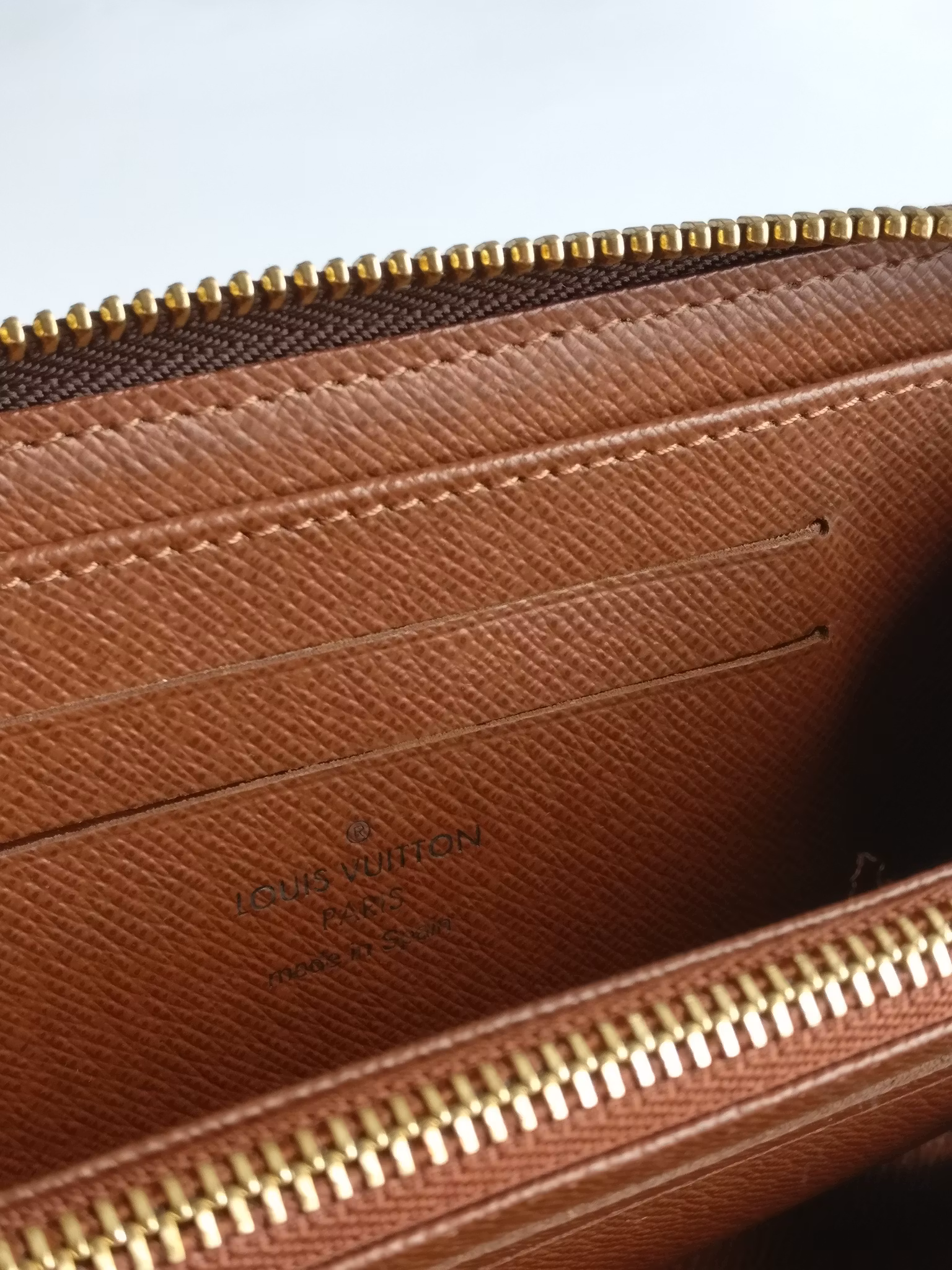 Louis Vuitton Compact Zippy Wallet