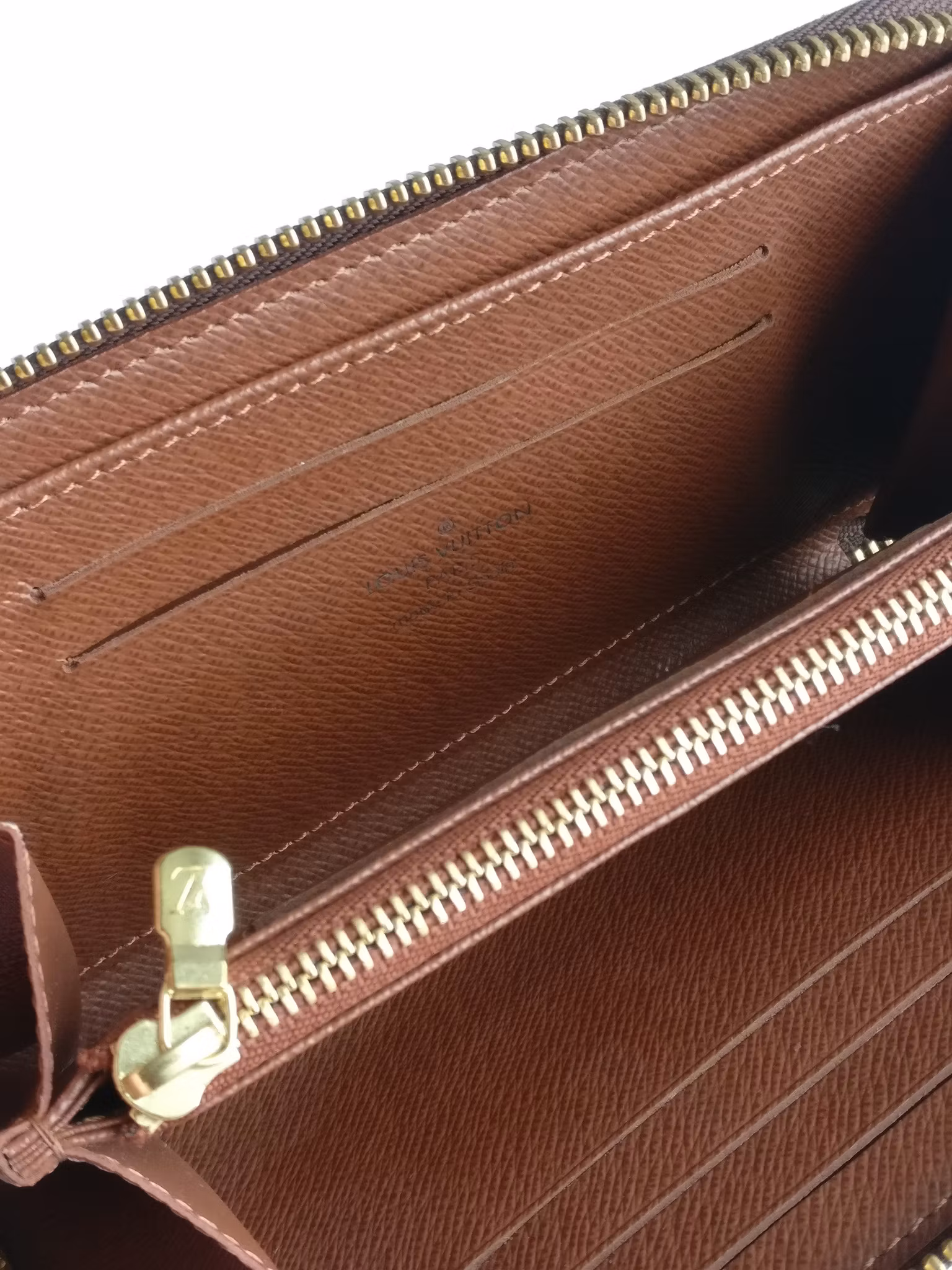 Louis Vuitton Compact Zippy Wallet