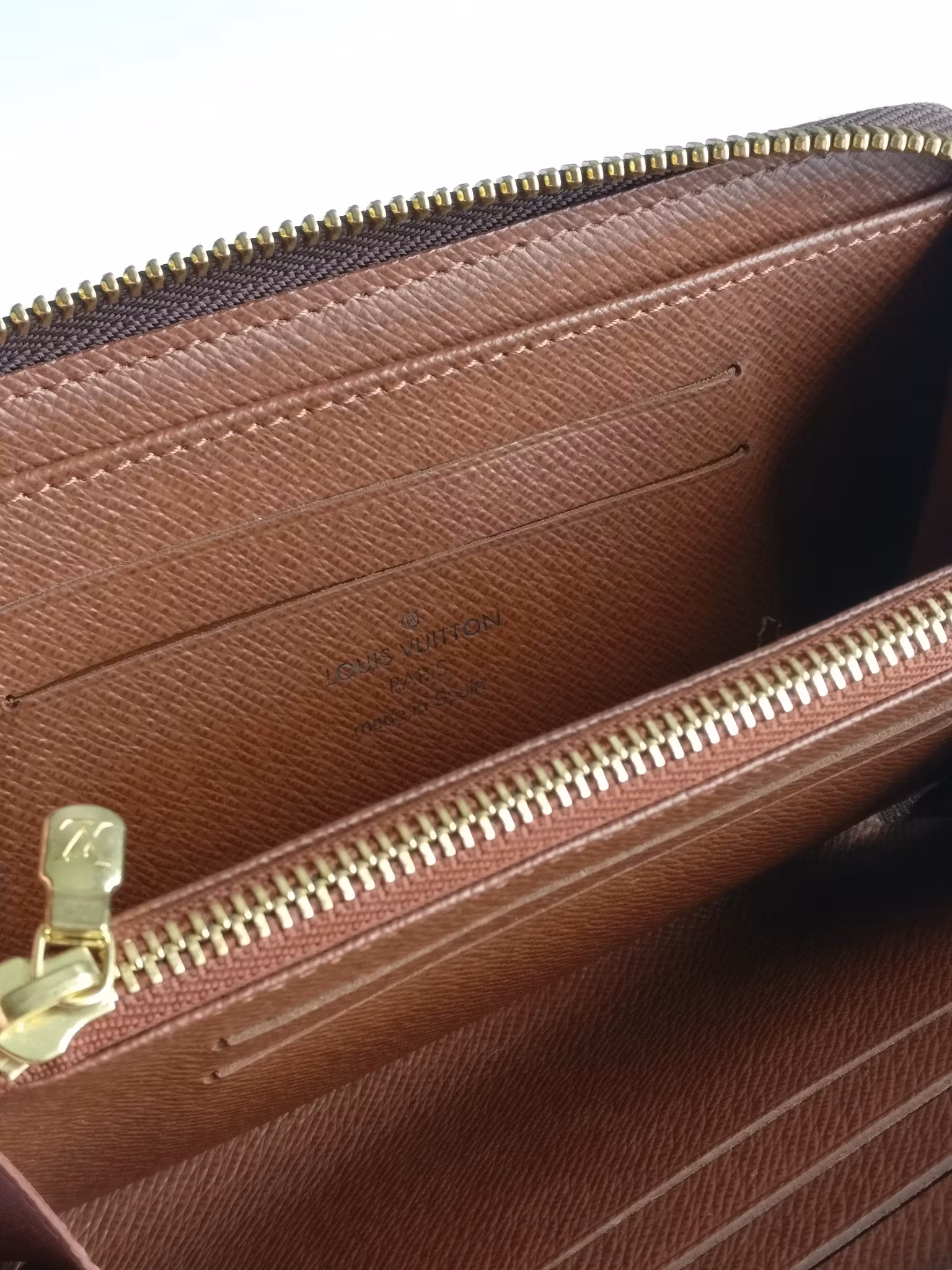 Louis Vuitton Compact Zippy Wallet