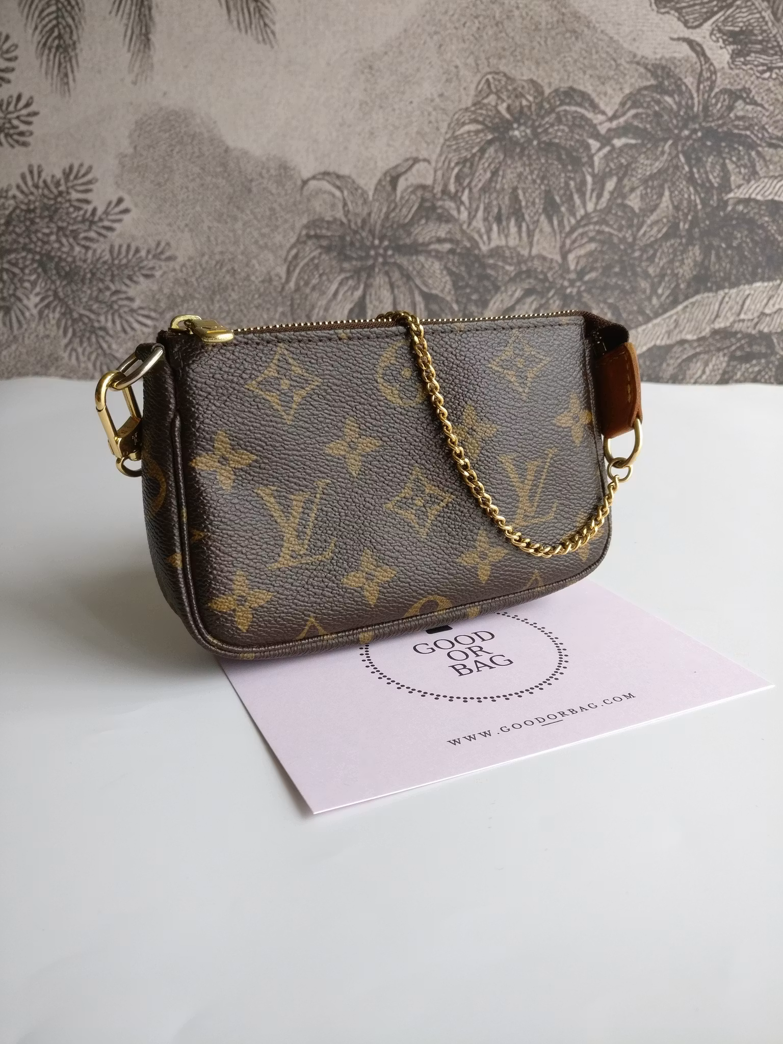 Louis Vuitton Mini Pochette Accessoires