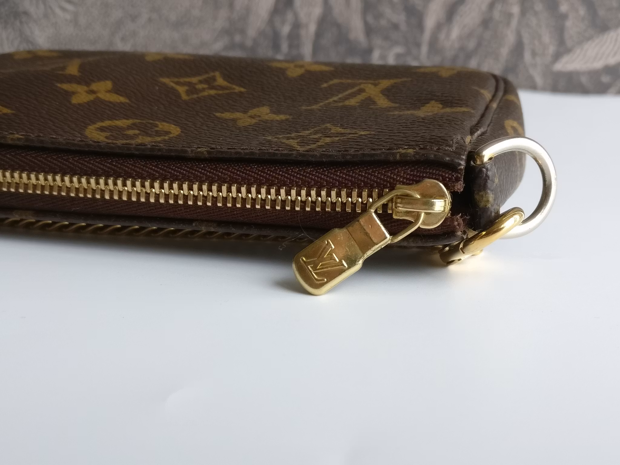 Louis Vuitton Mini Pochette Accessoires