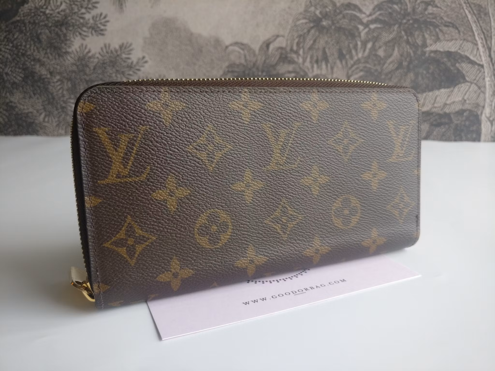 Louis Vuitton Zippy Wallet