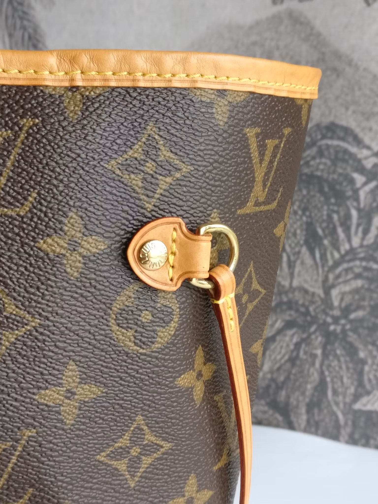 Louis Vuitton Neverfull MM