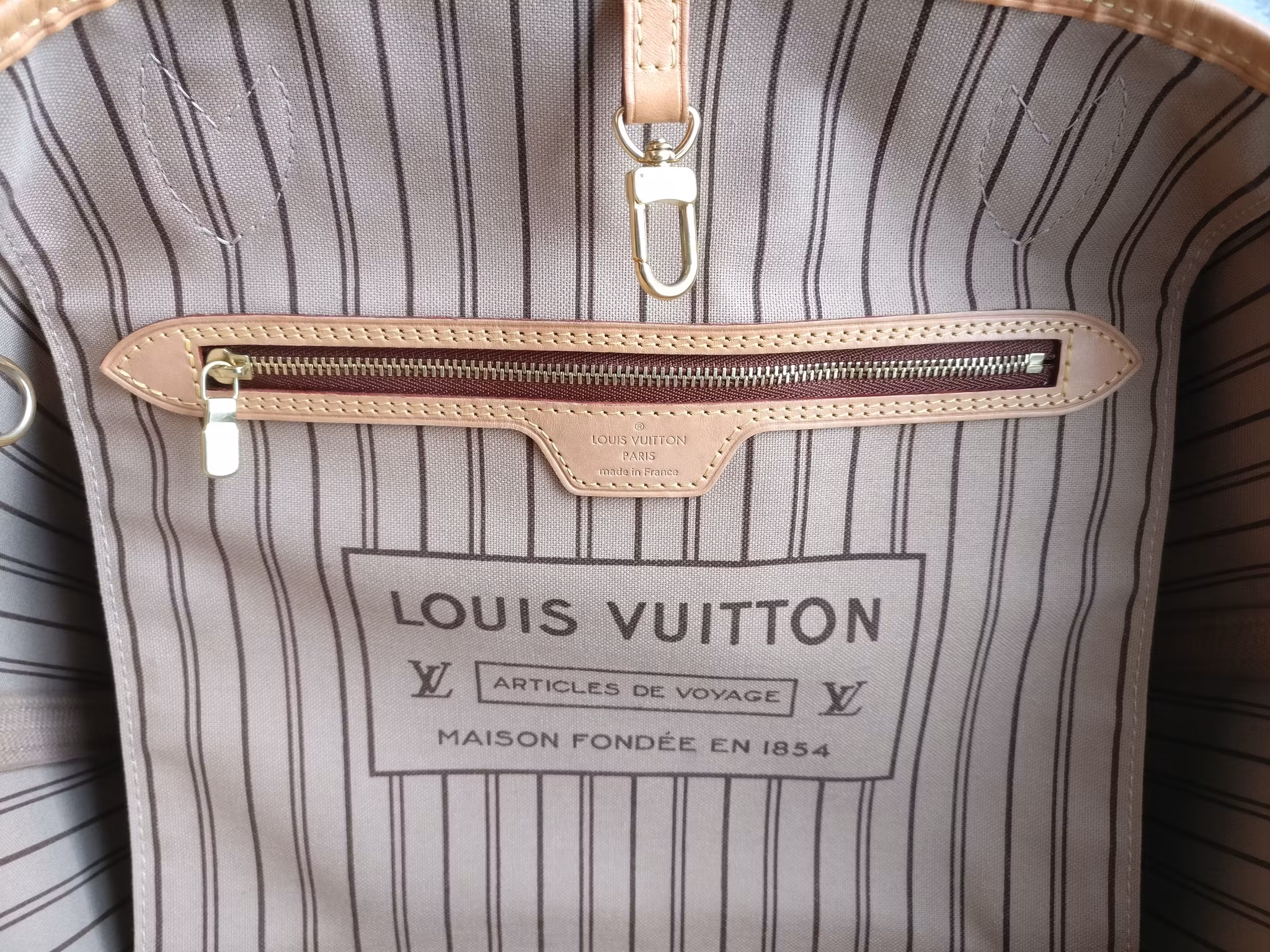 Louis Vuitton Neverfull MM