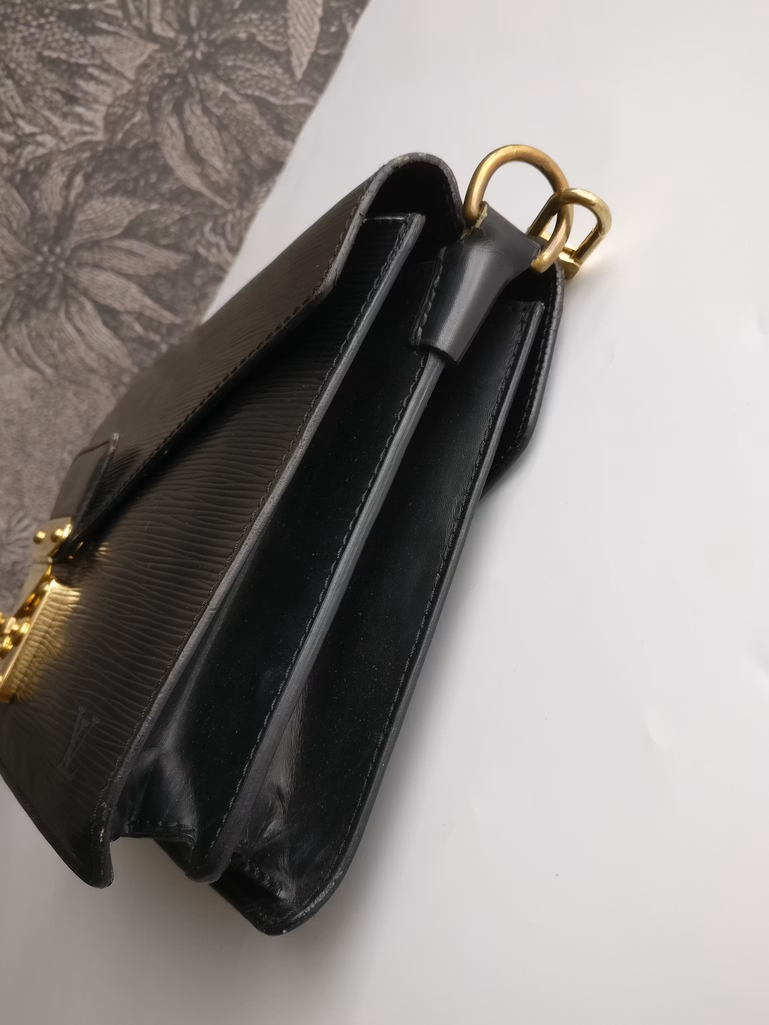 Louis Vuitton Sac Biface