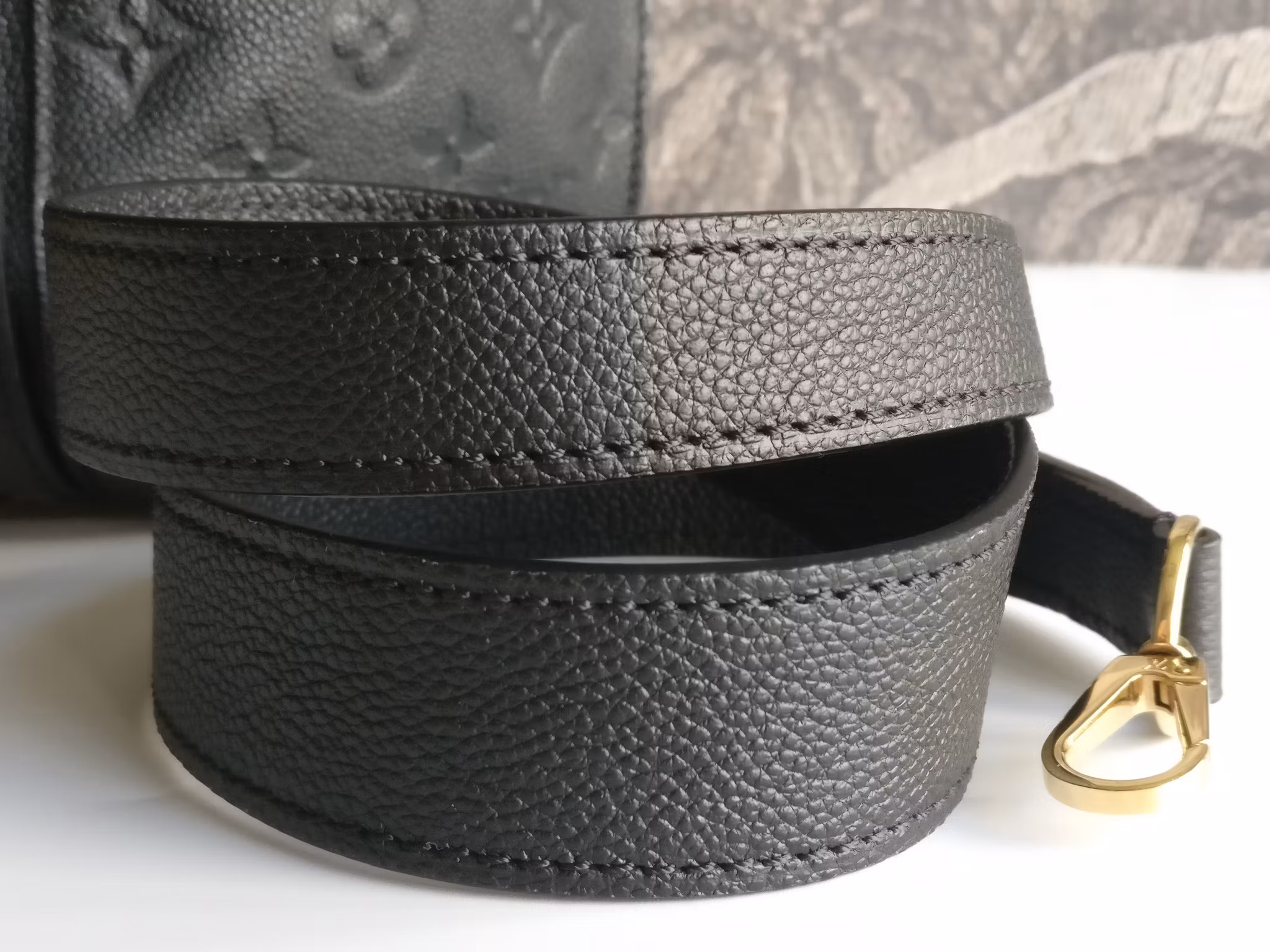 Louis Vuitton Metis Hobo