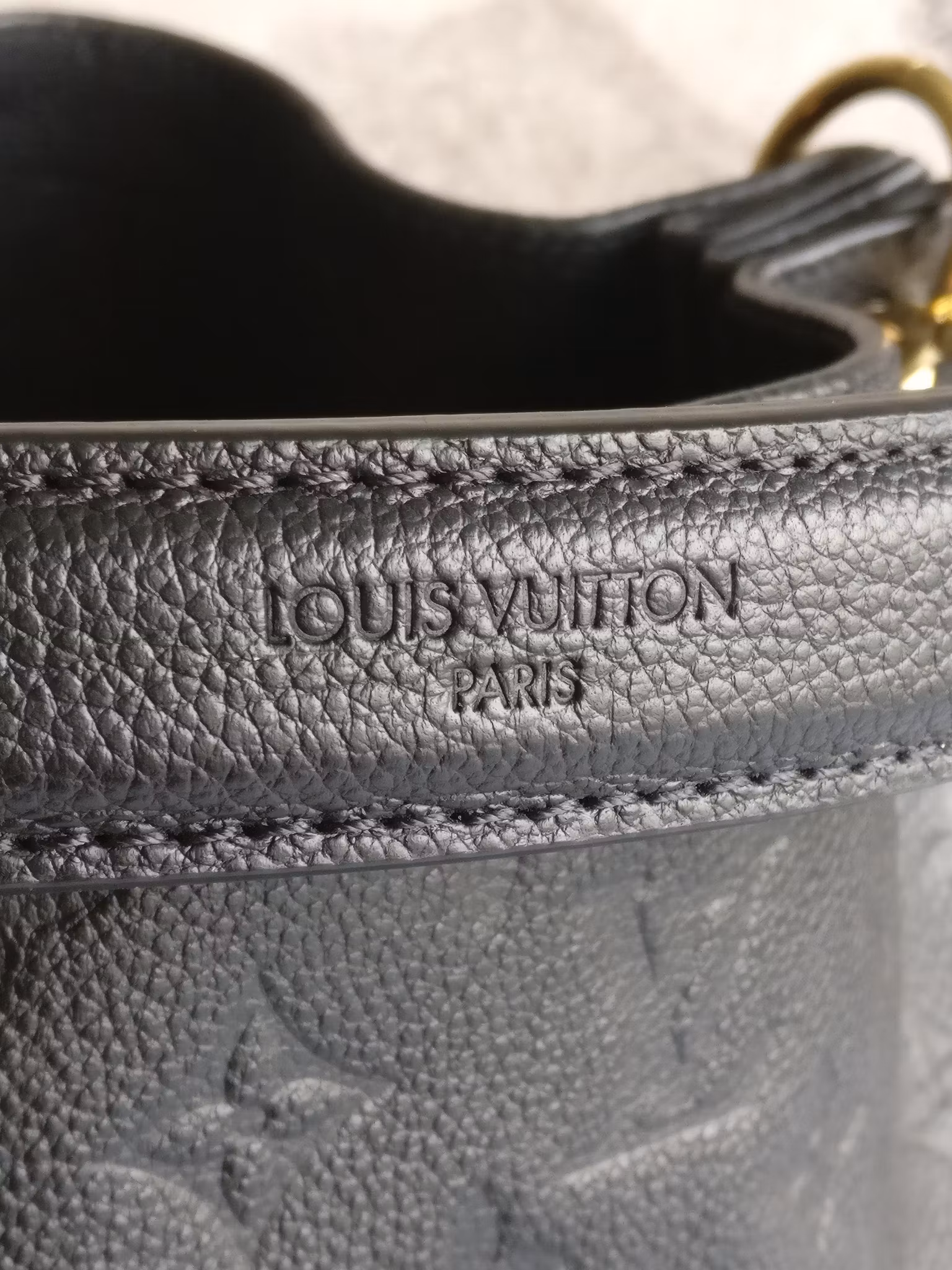 Louis Vuitton Metis Hobo
