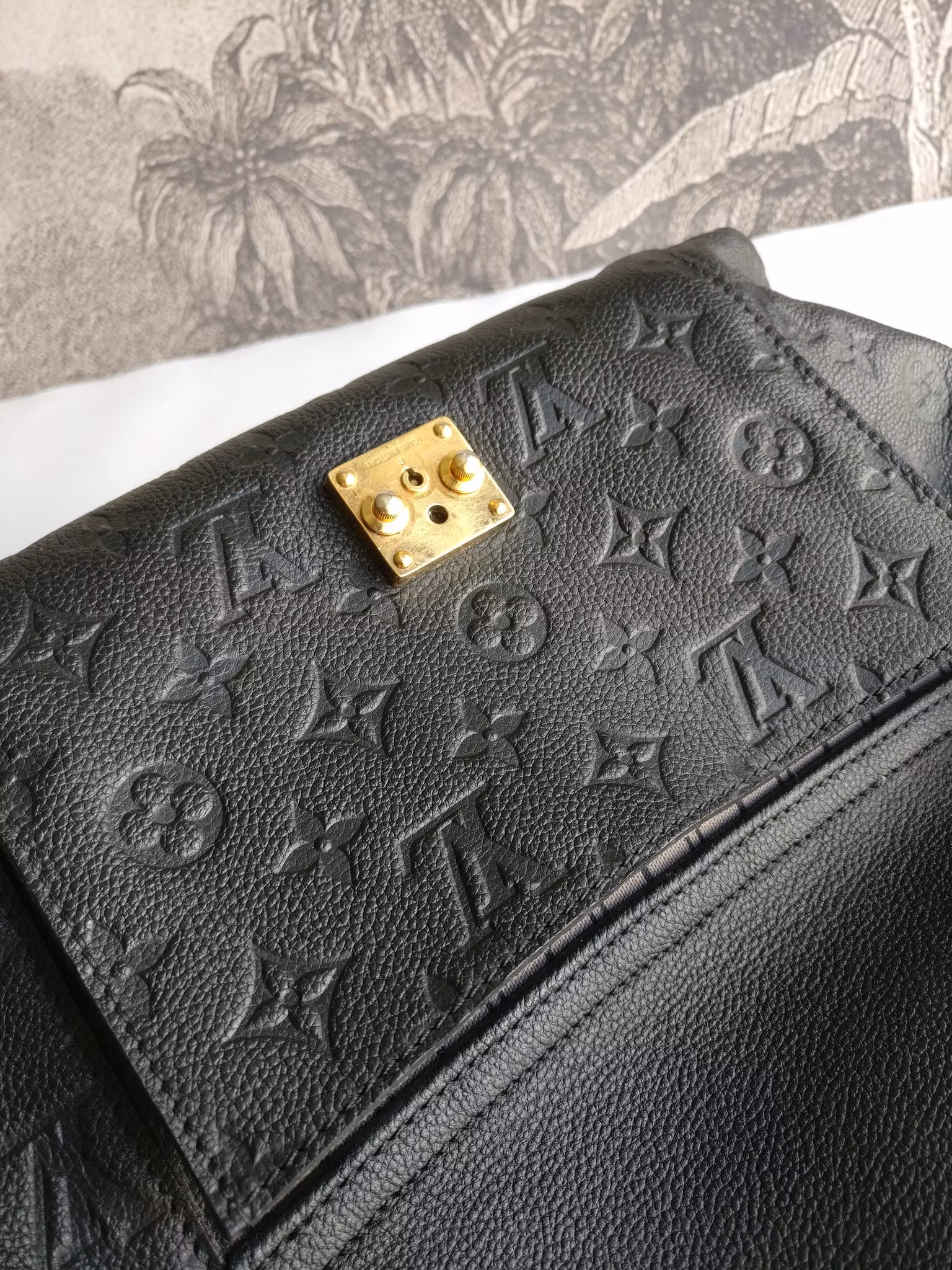 Louis Vuitton Metis Hobo