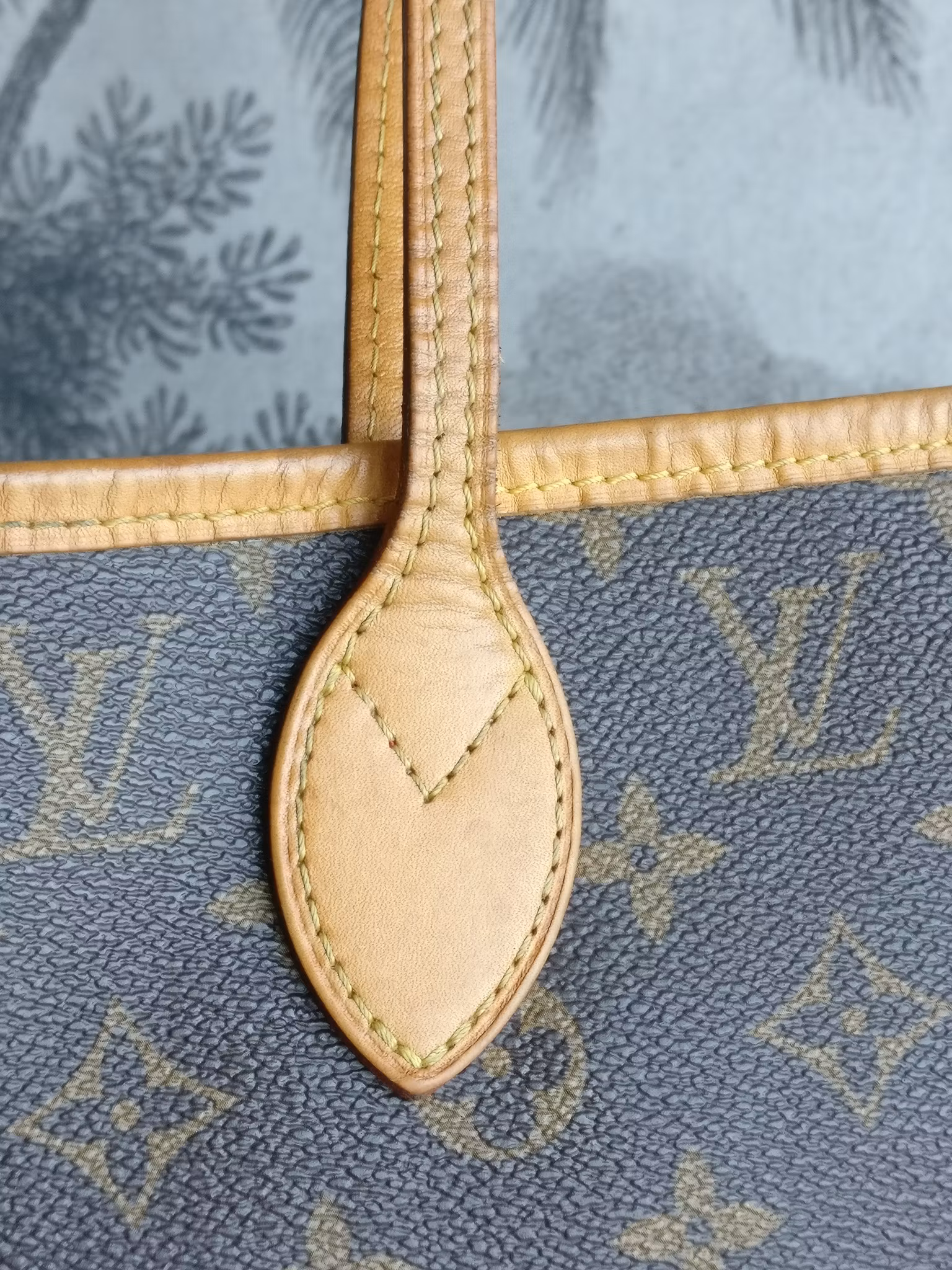 Louis Vuitton Neverfull MM