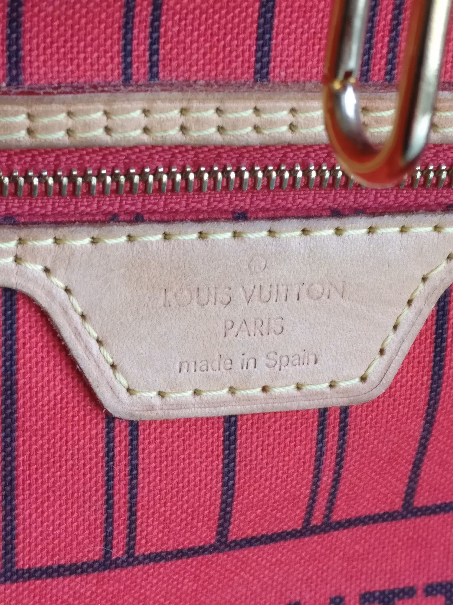 Louis Vuitton Neverfull MM