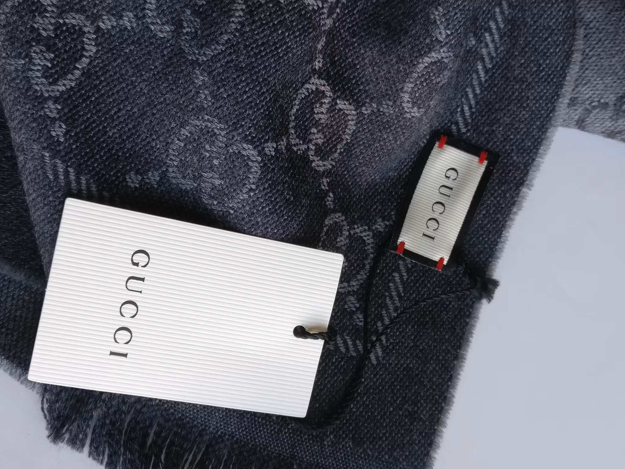 Gucci  GG Jacquard Knitted Wool Scarf