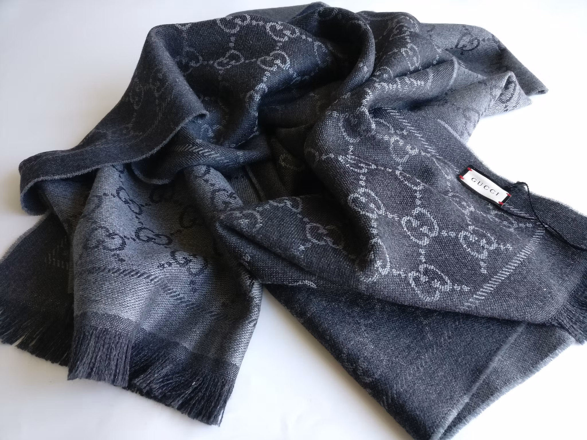 Gucci  GG Jacquard Knitted Wool Scarf