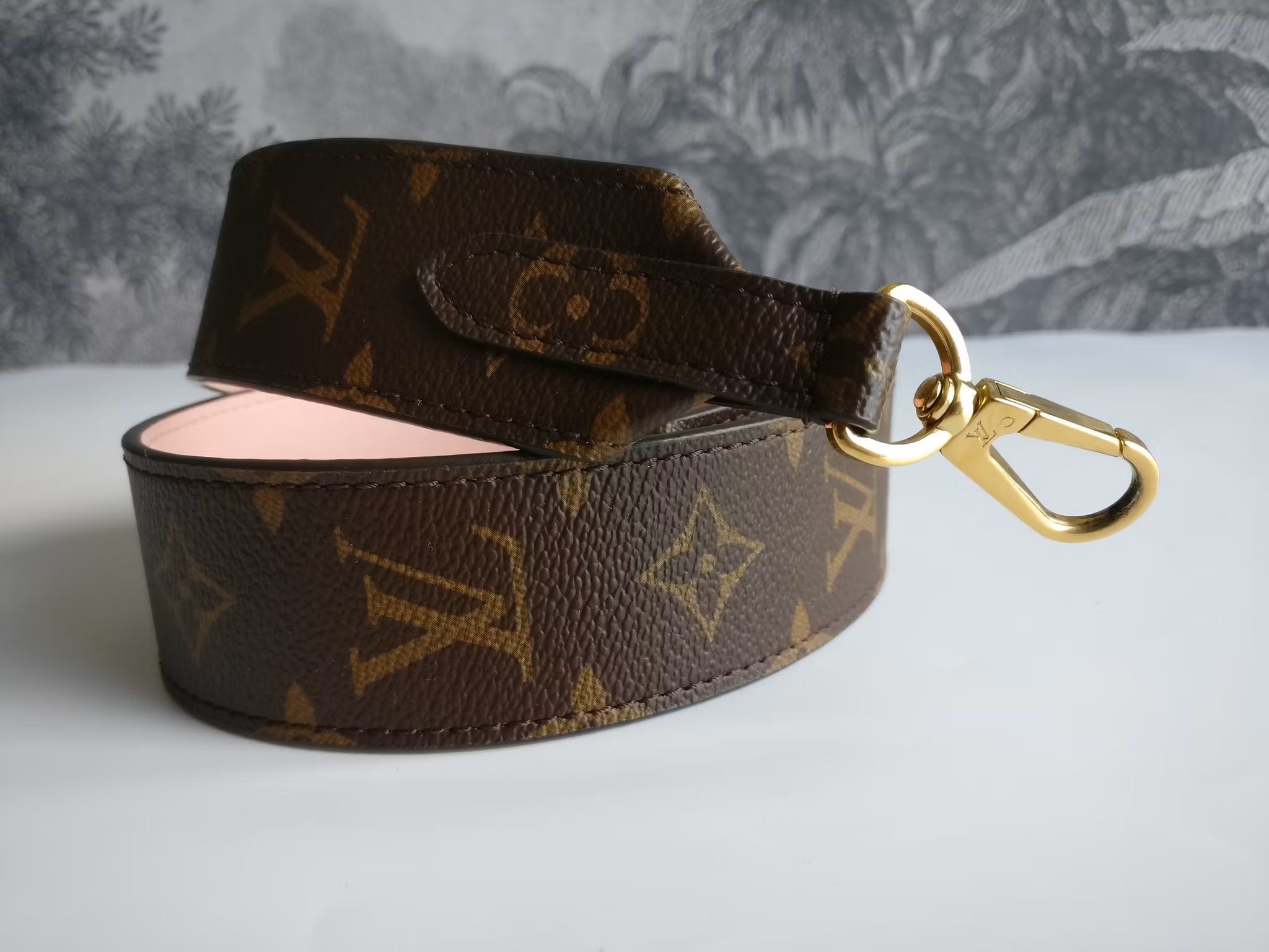 Louis Vuitton Shoulder Strap Monogram Rose Poudre