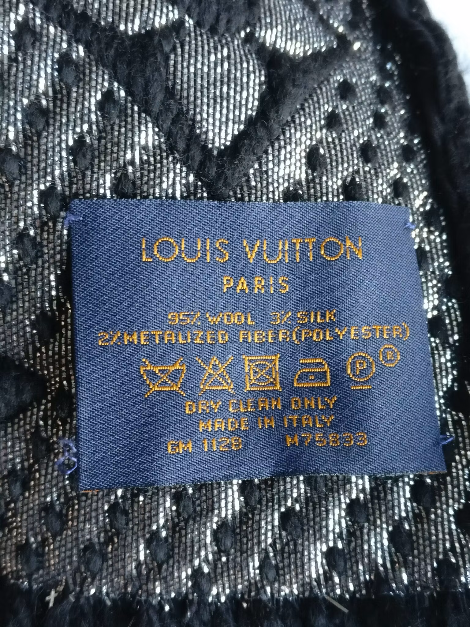 Louis Vuitton Logomania Shine Scarf