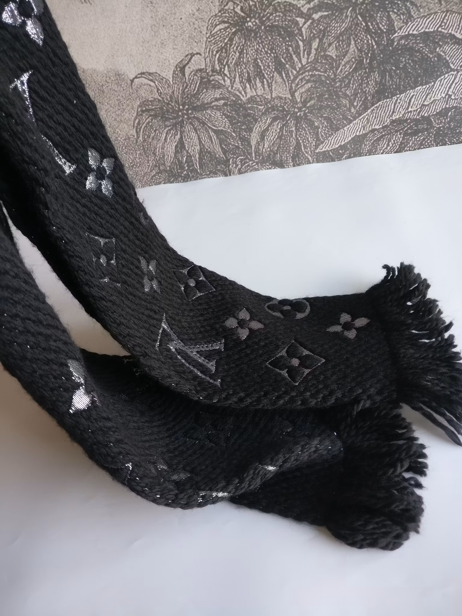 Louis Vuitton Logomania Shine Scarf