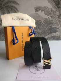 Louis Vuitton LV Iconic 30mm Reversible belt empreinte
