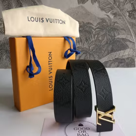 Louis Vuitton LV Iconic 30mm Reversible belt empreinte