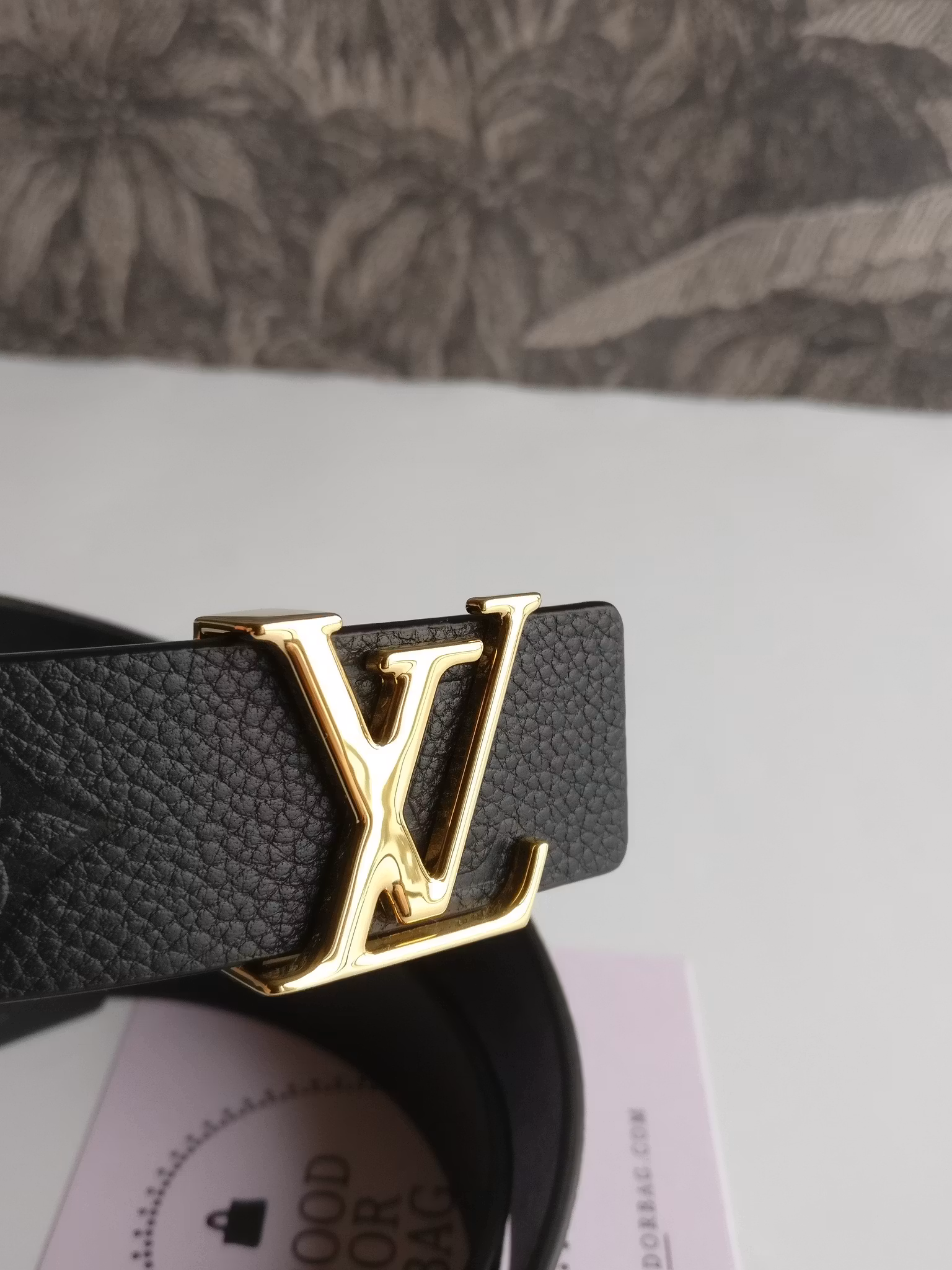 Louis Vuitton LV Iconic 30mm Reversible belt empreinte