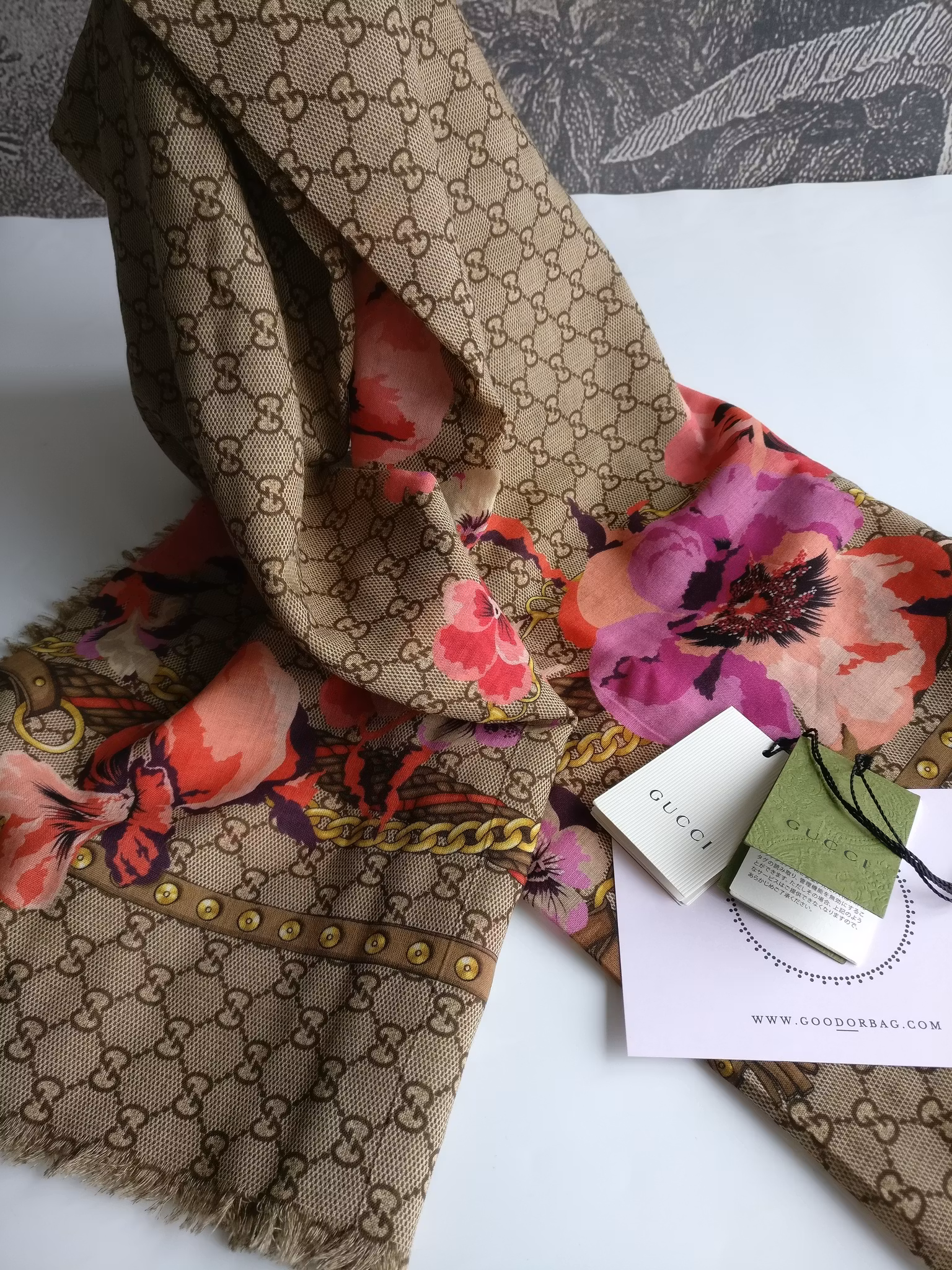 Gucci GG Panshie Shawl