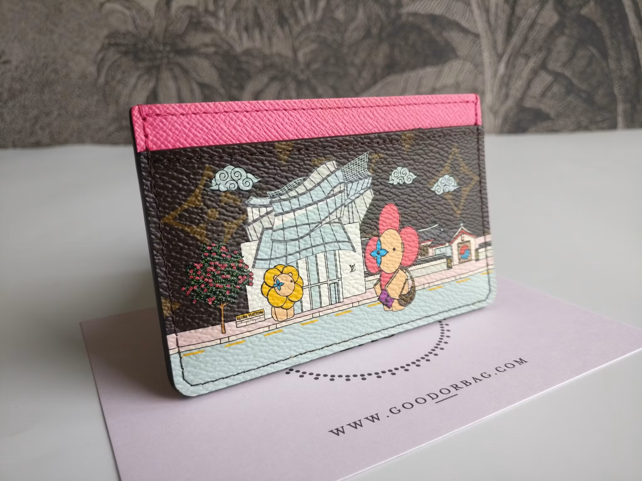 Louis Vuitton Illustre Card Holder Vivienne