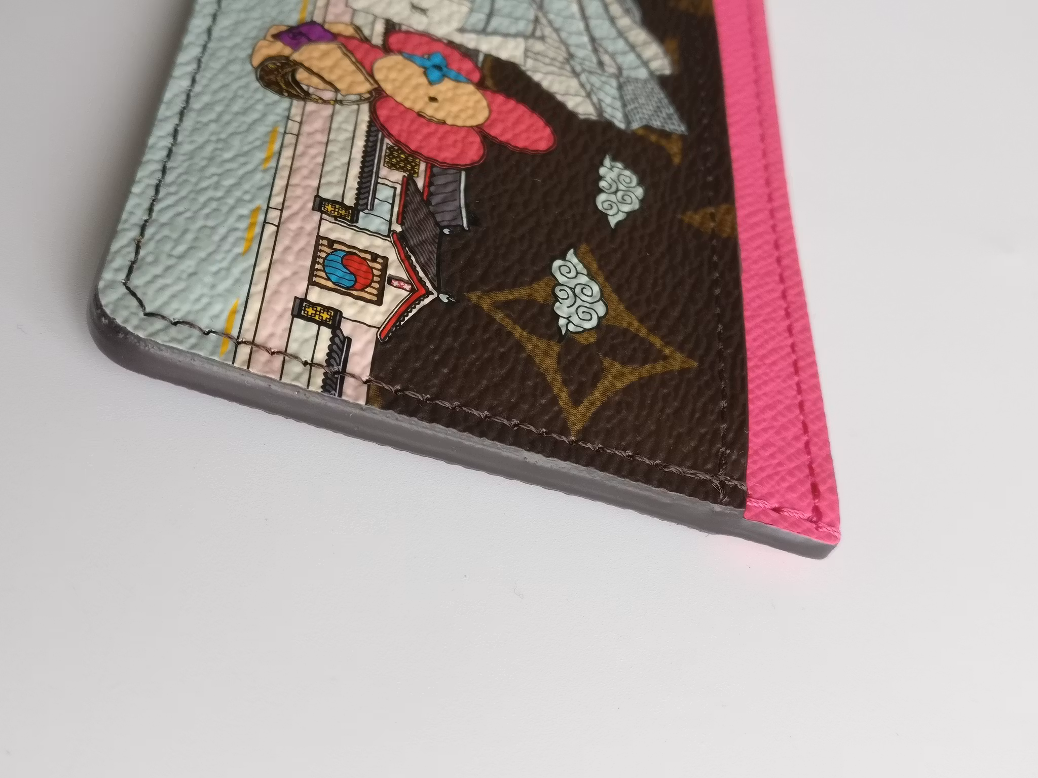 Louis Vuitton Illustre Card Holder Vivienne