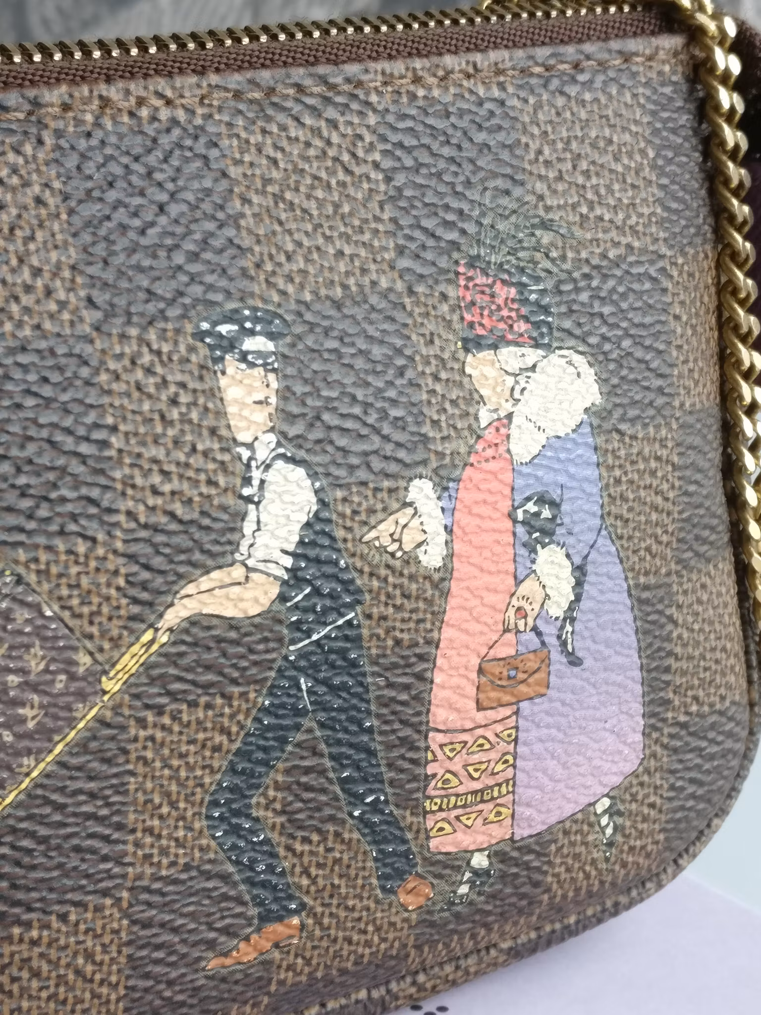 Louis Vuitton Illustre Mini Pochette Bellboy