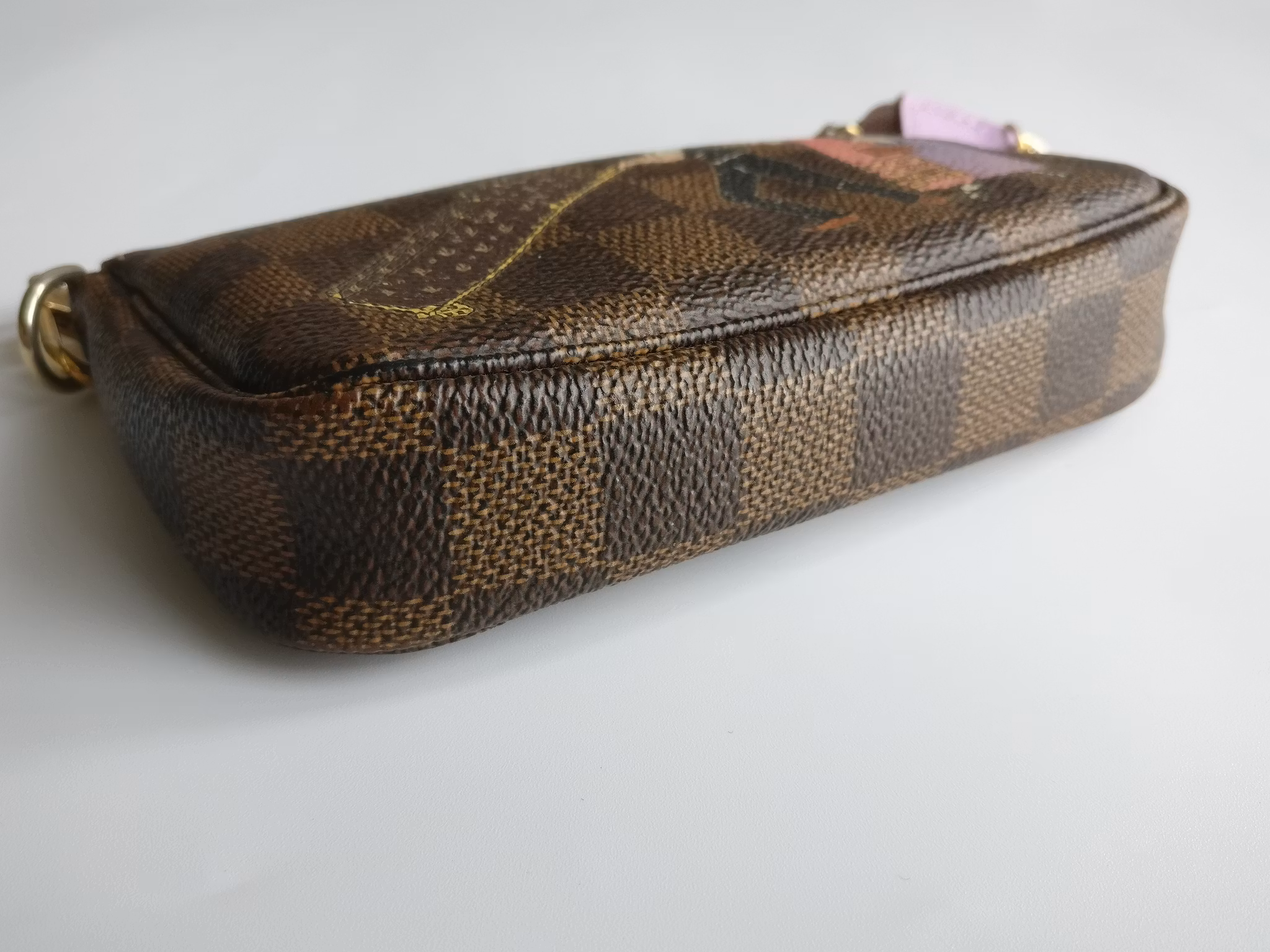 Louis Vuitton Illustre Mini Pochette Bellboy