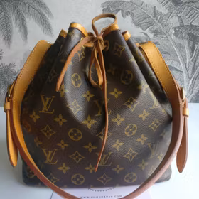 Louis Vuitton Petit Noé