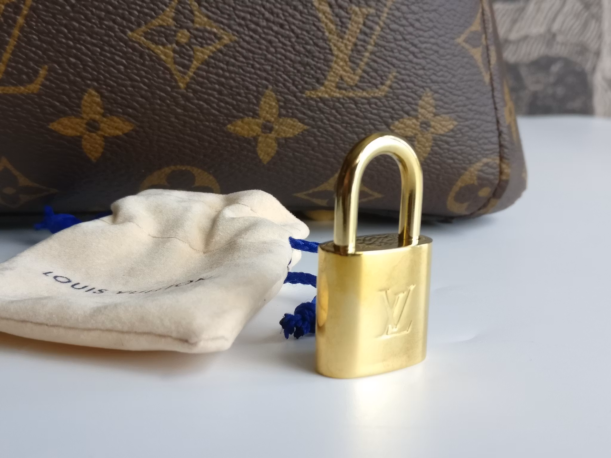 Louis Vuitton Montaigne BB
