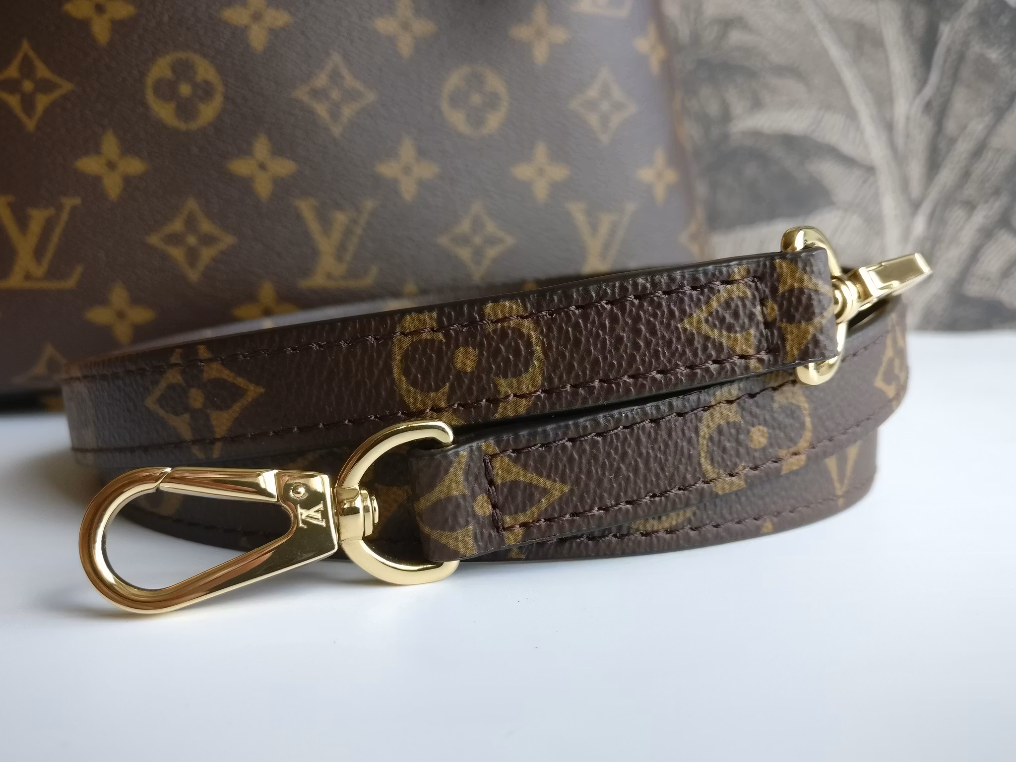 Louis Vuitton Montaigne BB