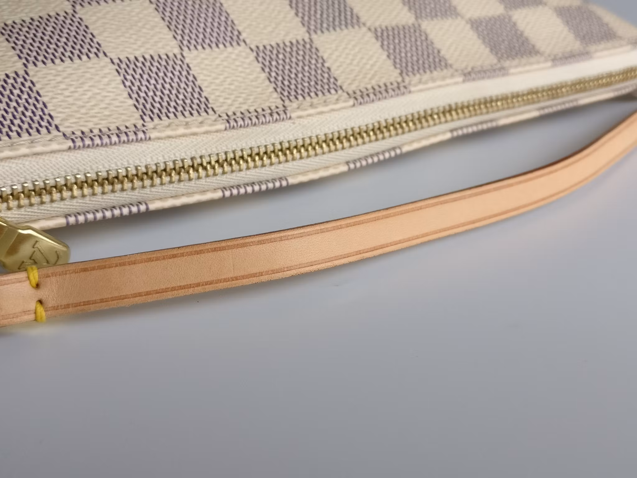 Louis Vuitton Pochette Accessoires damier azur