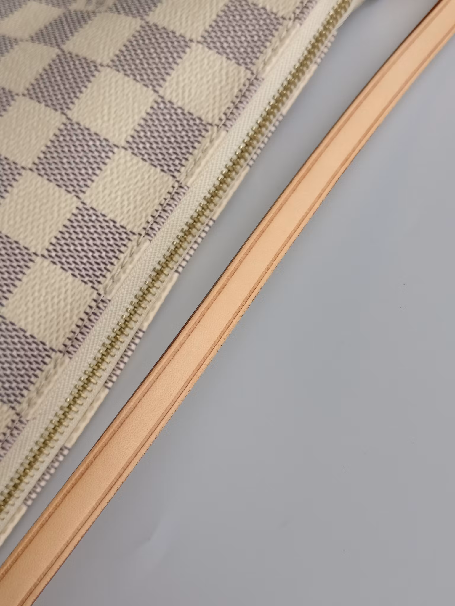 Louis Vuitton Pochette Accessoires damier azur
