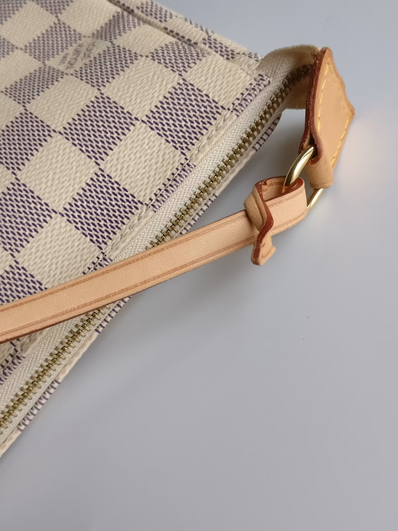 Louis Vuitton Pochette Accessoires damier azur
