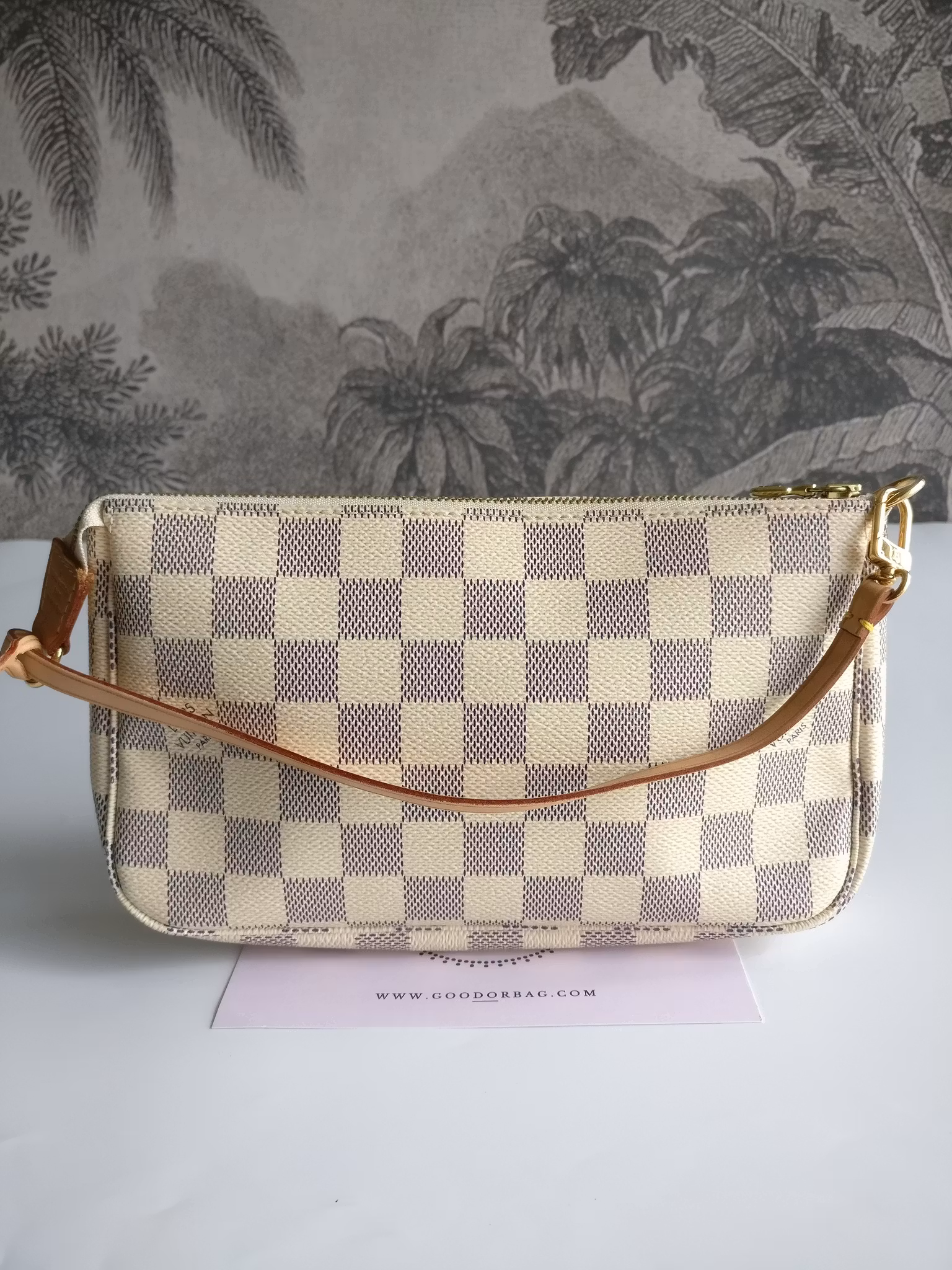 Louis Vuitton Pochette Accessoires damier azur
