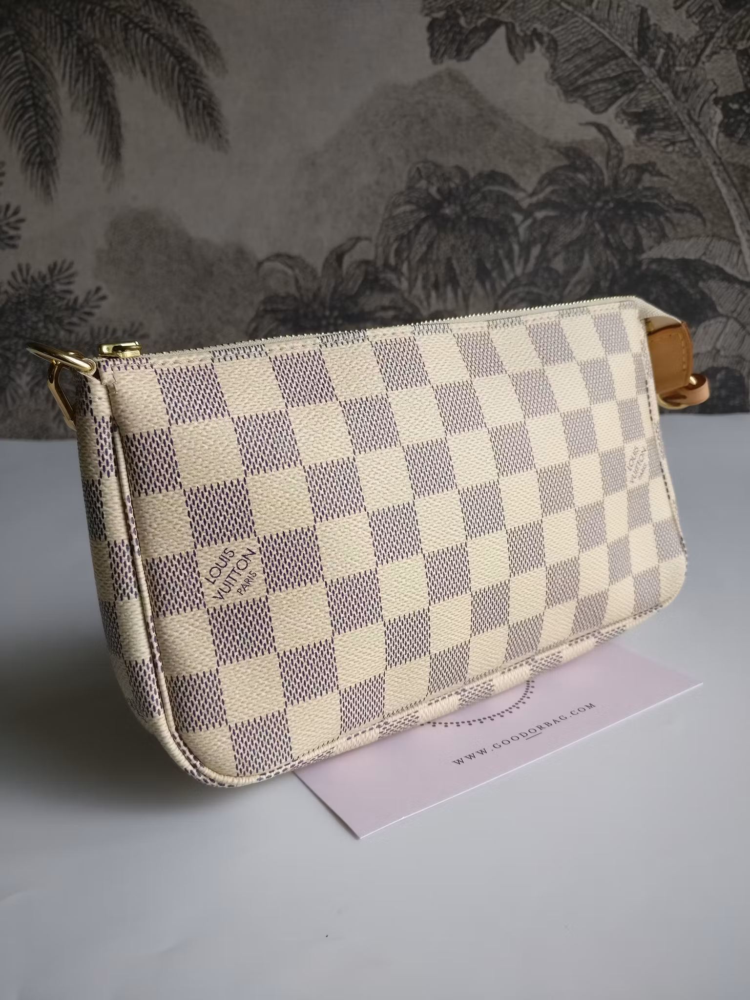 Louis Vuitton Pochette Accessoires damier azur