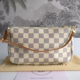 Louis Vuitton Pochette Accessoires damier azur