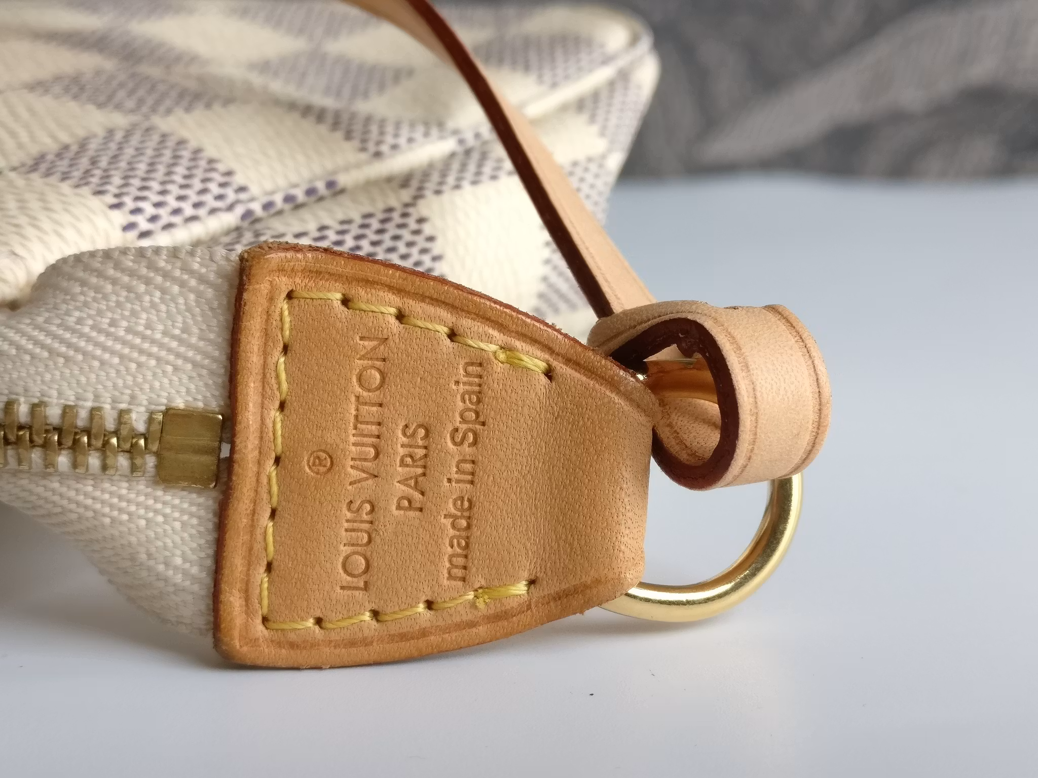 Louis Vuitton Pochette Accessoires damier azur