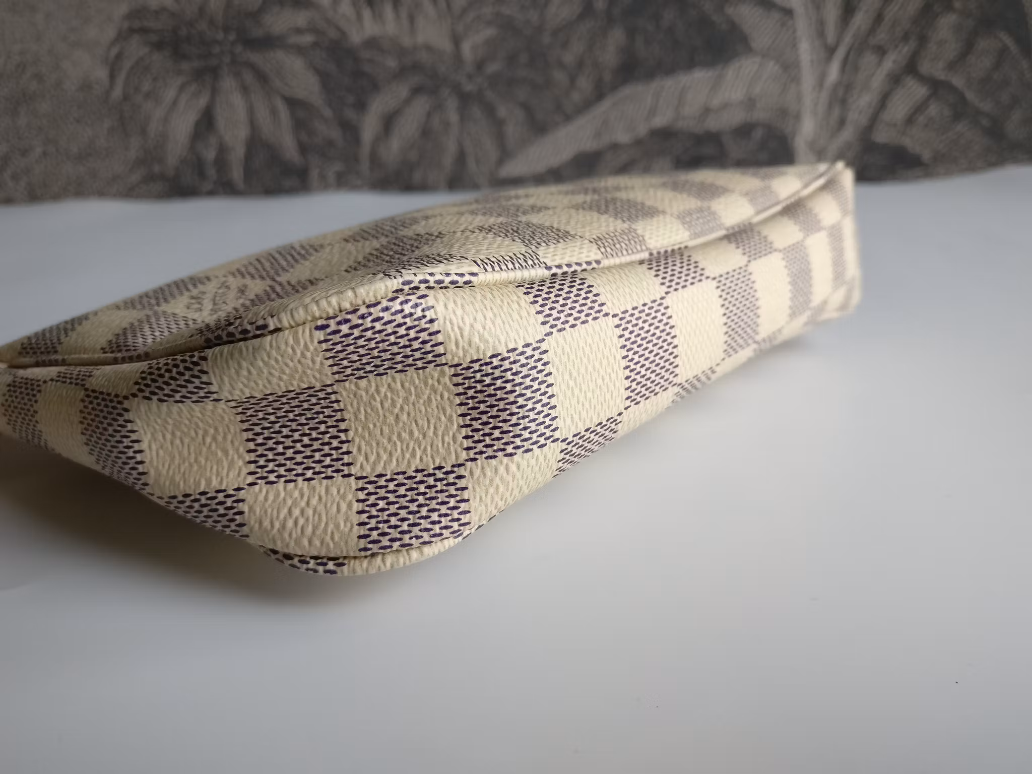 Louis Vuitton Pochette Accessoires damier azur