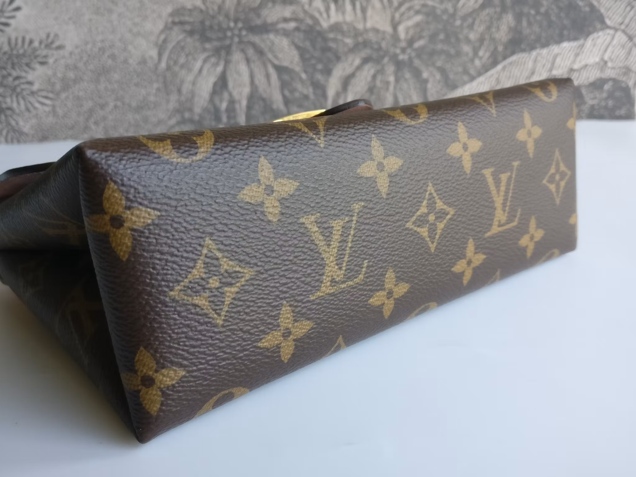 Louis Vuitton Locky BB