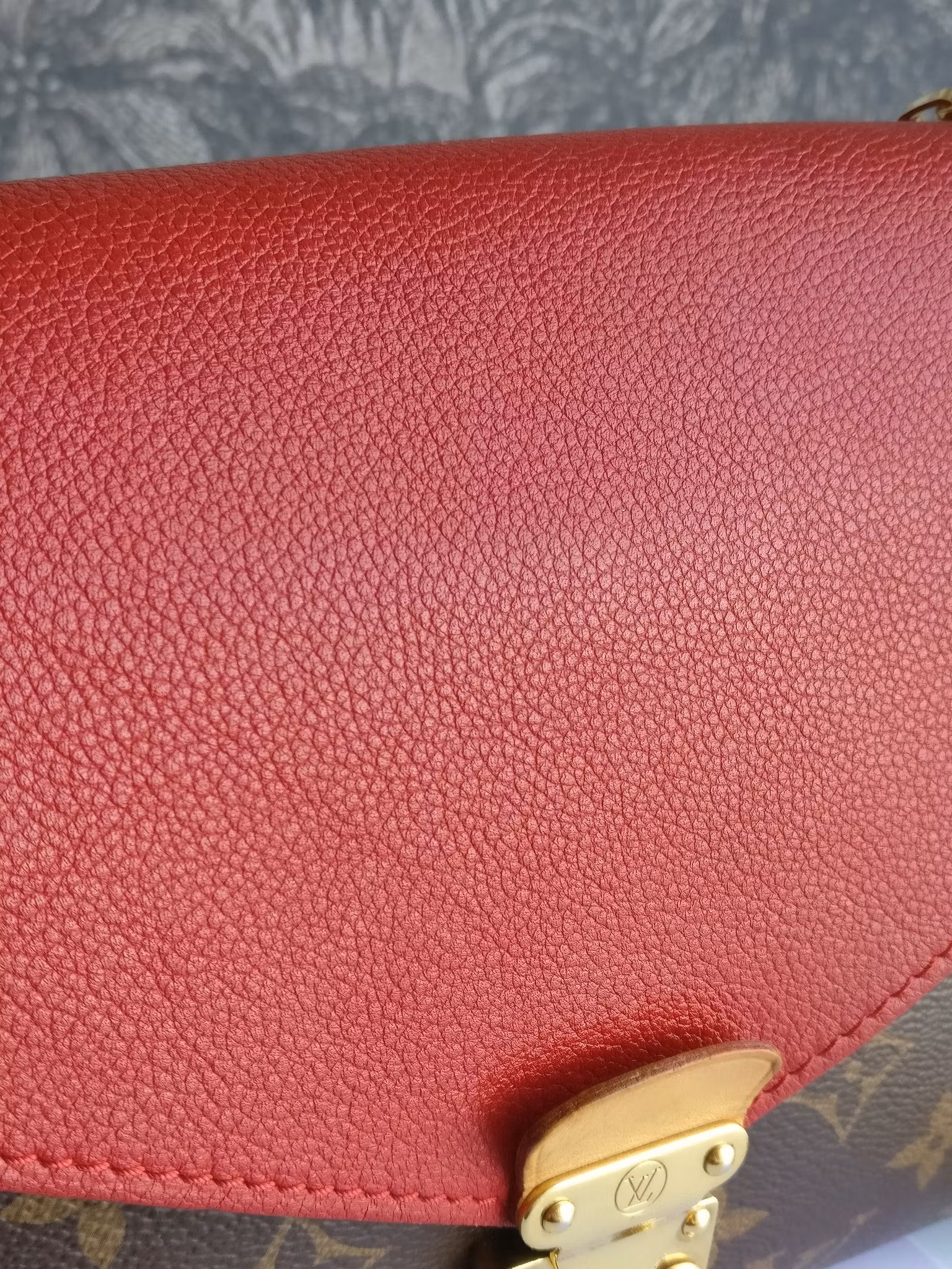 Louis Vuitton Pallas Chain Bag