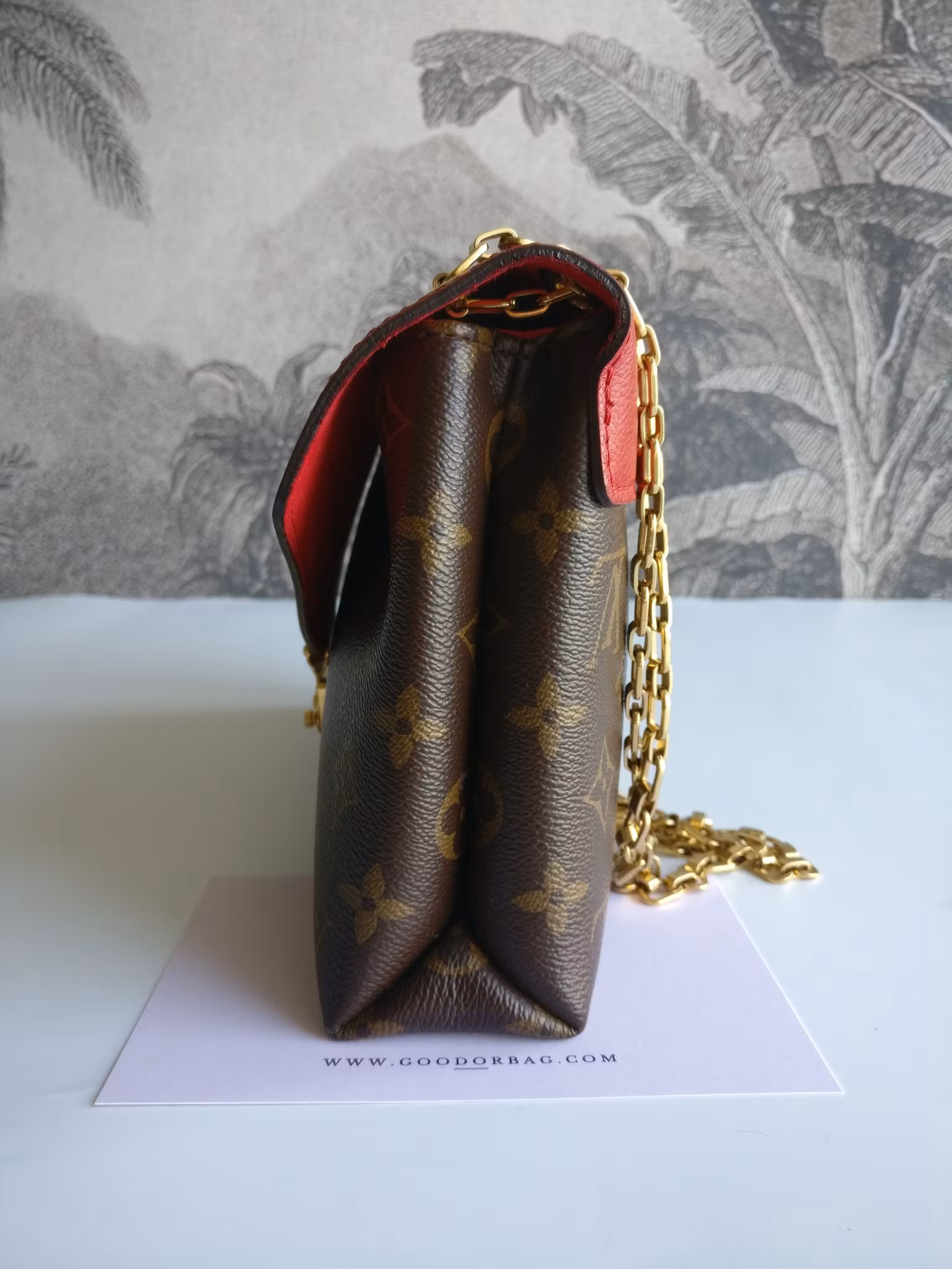 Louis Vuitton Pallas Chain Bag