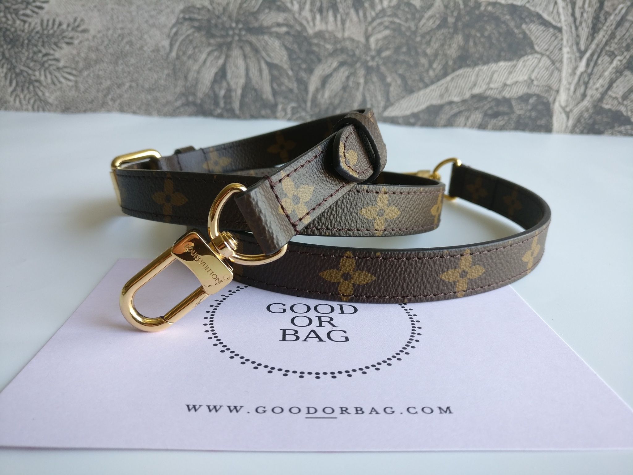 Louis Vuitton adjustable Metis shoulder strap