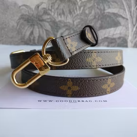 Louis Vuitton adjustable Metis shoulder strap